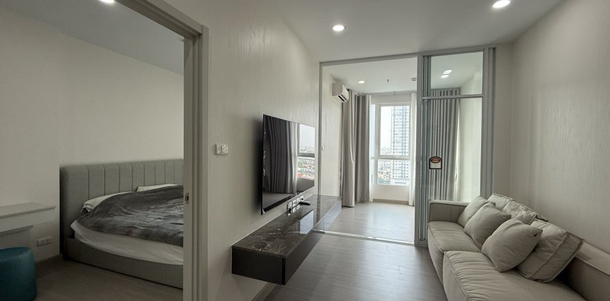 Studio in the Condo in Phasi Charoen, Bangkok, Thailand  № 170730