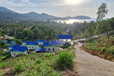 Земельный участок в Сураттхани, Таиланд 1600м2  № 170729