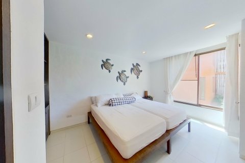 Condo à Hua Hin, Thaïlande, 3 chambres № 161785 - photo 12