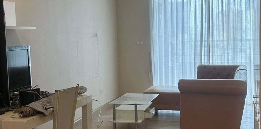 Studio in the Condo in Khlong San, Bangkok, Thailand  № 161784