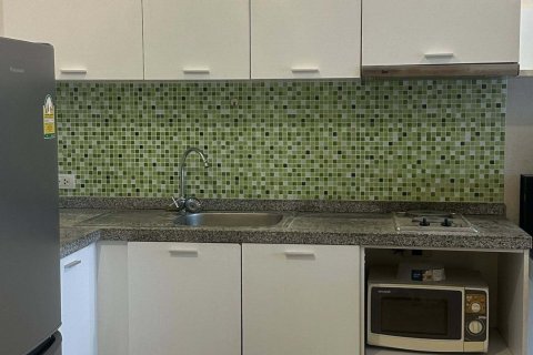 Studio in the Condo in Khlong San, Bangkok, Thailand  № 161784 - photo 2