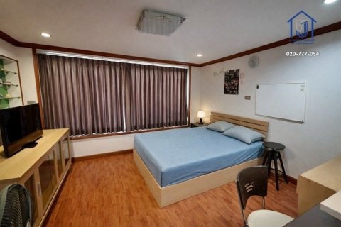 House in Pak Kret, Thailand 5 bedrooms № 161786 - photo 5