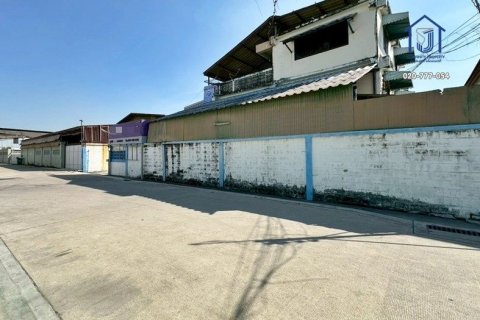 House in Pak Kret, Thailand 5 bedrooms № 161786 - photo 13