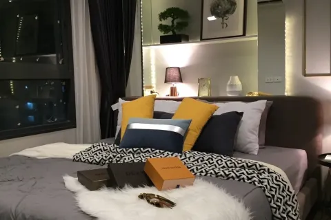 Studio in the Condo in Phra Khanong, Bangkok, Thailand  № 157293 - photo 3