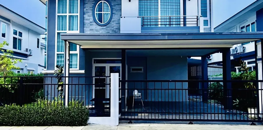 House in Phuket, Thailand 4 bedrooms № 157294