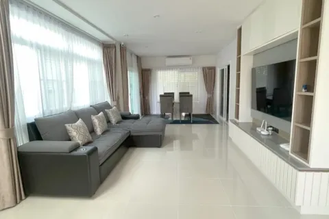 House in Phuket, Thailand 4 bedrooms № 157294 - photo 7