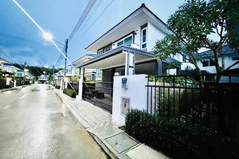 House in Phuket, Thailand 4 bedrooms № 157294 - photo 3