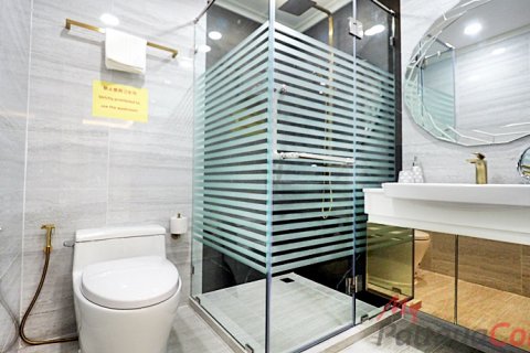 Condo à Bang Lamung, Thaïlande, 2 chambres  № 32617 - photo 19