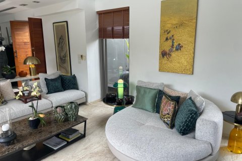 Villa in Phuket, Thailand 3 bedrooms № 139733 - photo 15