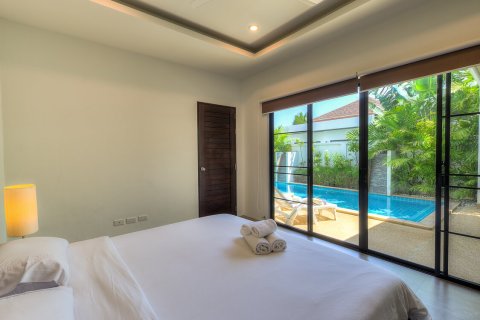 Villa in Pattaya, Thailand 3 bedrooms № 163828 - photo 16