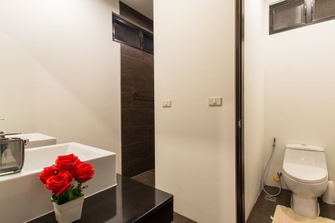 Villa in Pattaya, Thailand 3 bedrooms № 163828 - photo 17