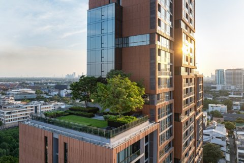 Condo in Bangkok, Thailand, 1 bedroom  № 163830 - photo 2