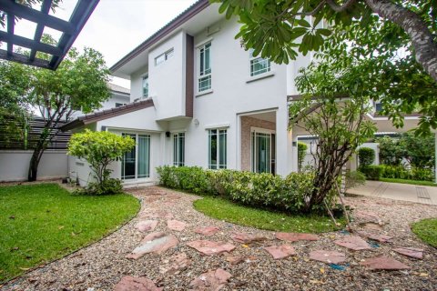Haus in Chiang Mai, Thailand 4 Schlafzimmer № 220495 - Foto 2