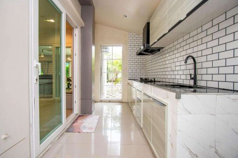 Haus in Chiang Mai, Thailand 4 Schlafzimmer № 220497 - Foto 11