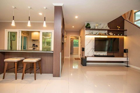 Haus in Chiang Mai, Thailand 4 Schlafzimmer № 220497 - Foto 3