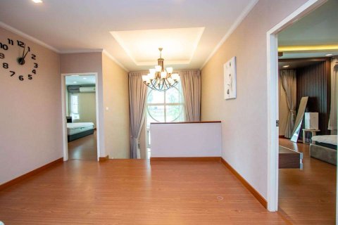 Haus in Chiang Mai, Thailand 4 Schlafzimmer № 220497 - Foto 14