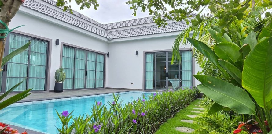 Вилла в Паттайе, Таиланд с 4 спальнями  № 145031