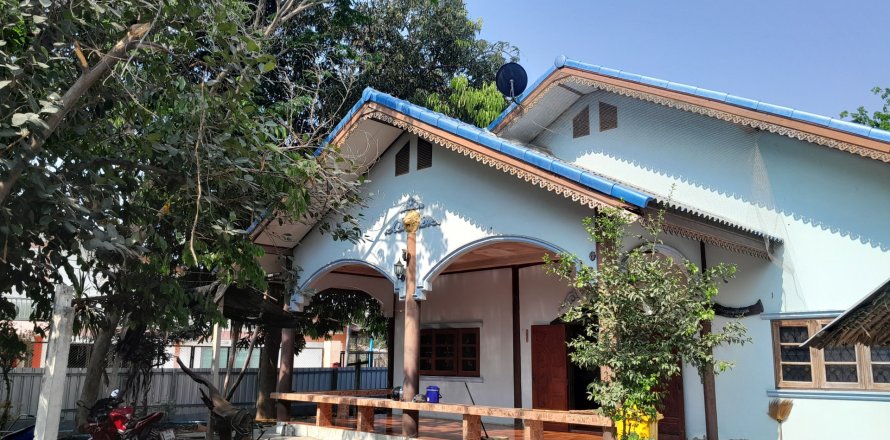 Дом в Супханбури, Таиланд с 4 спальнями  № 151881