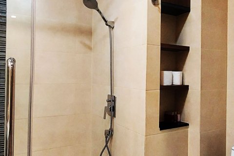 Кондоминиум с 2 спальнями в Клаенге, Таиланд № 151883 - фото 17