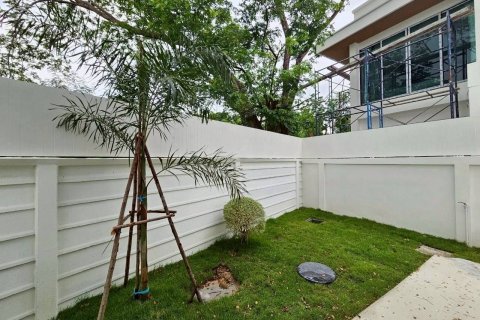 Вилла в Паттайе, Таиланд с 4 спальнями  № 138842 - фото 18