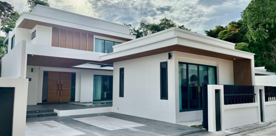 Вилла в Паттайе, Таиланд с 4 спальнями  № 138843