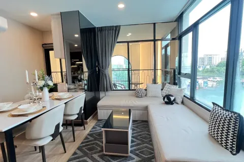 Condominio de 2 dormitorios en Jomtien Beach, Pattaya, Tailandia № 210685 - foto 11