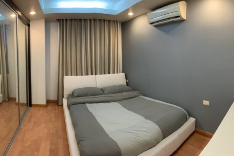 Condo à Khlong Toei, Bangkok, Thaïlande, 3 chambres  № 136897 - photo 4