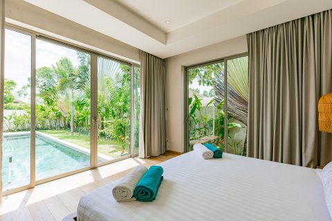 House in Phuket, Thailand 4 bedrooms № 136899 - photo 3