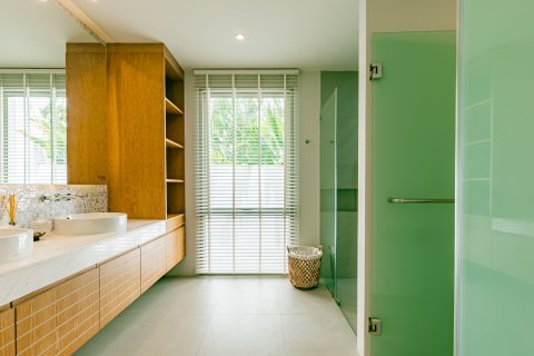 House in Phuket, Thailand 4 bedrooms № 136899 - photo 20
