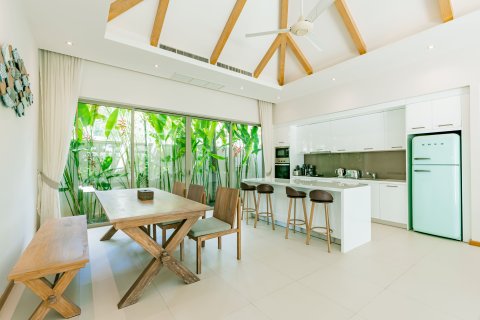 House in Phuket, Thailand 4 bedrooms № 136899 - photo 28