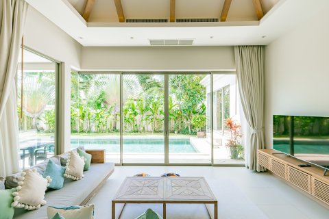 House in Phuket, Thailand 4 bedrooms № 136899 - photo 30