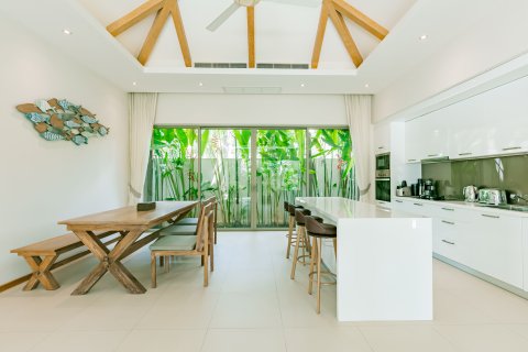 House in Phuket, Thailand 4 bedrooms № 136899 - photo 29