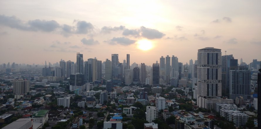 Студия в кондо в Клонг Тоэй, Бангкок, Таиланд № 136902