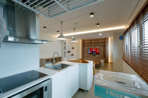 Кондоминиум с 2 спальнями в Пхракханонге, Бангкок, Таиланд № 155918 - фото 3