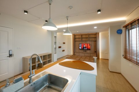 Кондоминиум с 2 спальнями в Пхракханонге, Бангкок, Таиланд № 155918 - фото 5