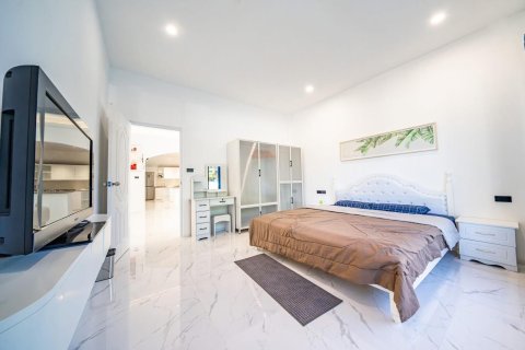 Вилла в Паттайе, Таиланд с 5 спальнями  № 155917 - фото 20