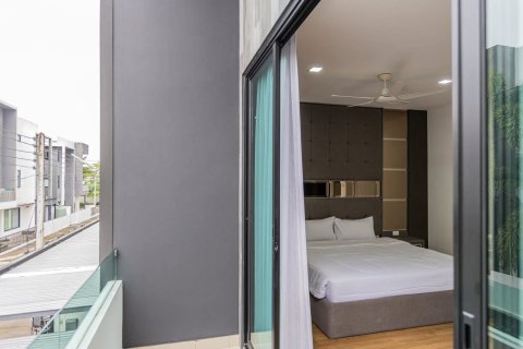 Таунхаус в Ханг Донге, Таиланд с 3 спальнями  № 161638 - фото 16