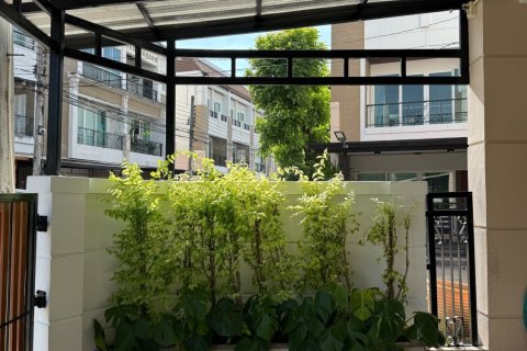 Townhouse à Thung Khru, Bangkok, Thaïlande 3 chambres № 161633 - photo 21