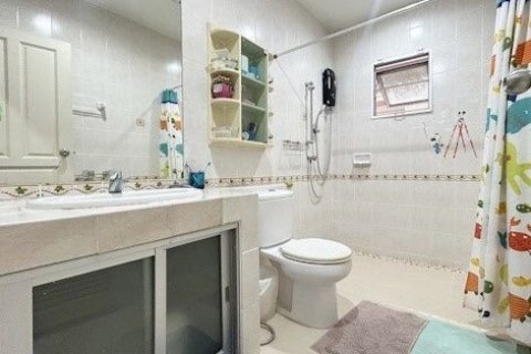 Maison à Lat Phrao, Bangkok, Thaïlande 3 chambres № 161634 - photo 18