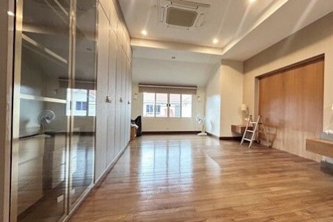 Maison à Lat Phrao, Bangkok, Thaïlande 3 chambres № 161634 - photo 13