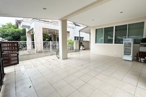 Maison à Lat Phrao, Bangkok, Thaïlande 3 chambres № 161634 - photo 19