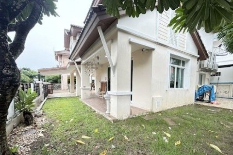 Maison à Lat Phrao, Bangkok, Thaïlande 3 chambres № 161634 - photo 20