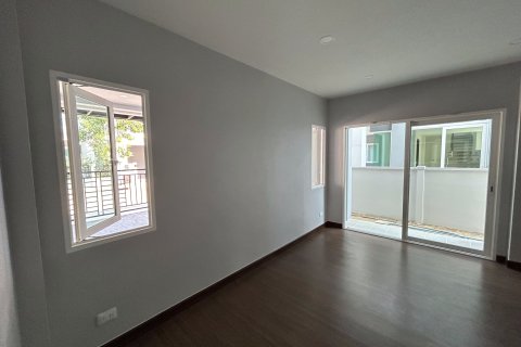 Дом в Тунг Кхру, Бангкок, Таиланд с 4 спальнями  № 153354 - фото 11