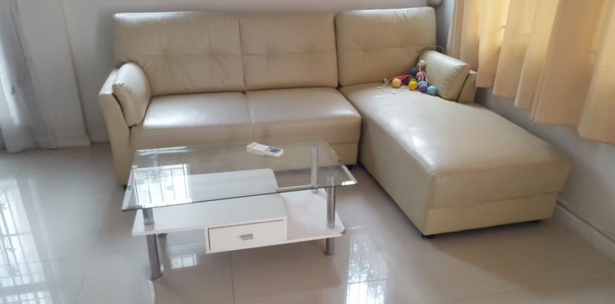 Таунхаус в Бангкоке, Таиланд с 3 спальнями № 153352