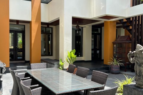 Villa in Pattaya, Thailand 6 bedrooms № 137827 - photo 13
