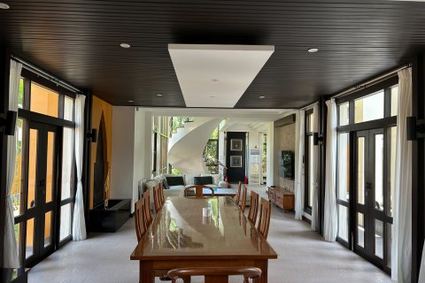 Villa in Pattaya, Thailand 6 bedrooms № 137827 - photo 7