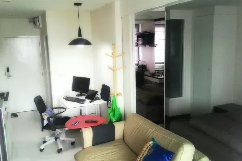 Студия в кондо в Клонг Тоэй, Бангкок, Таиланд № 137822 - фото 2