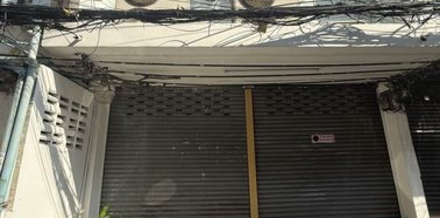 Centre commercial à Suan Luang, Bangkok, Thaïlande № 158985