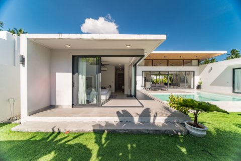 Villa in Ko Samui, Thailand 3 bedrooms № 158988 - photo 14