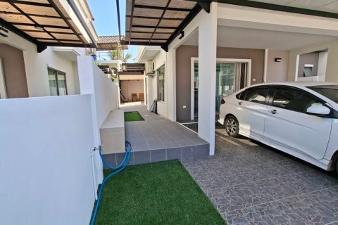 Дом в Паттайе, Таиланд с 3 спальнями  № 159185 - фото 4